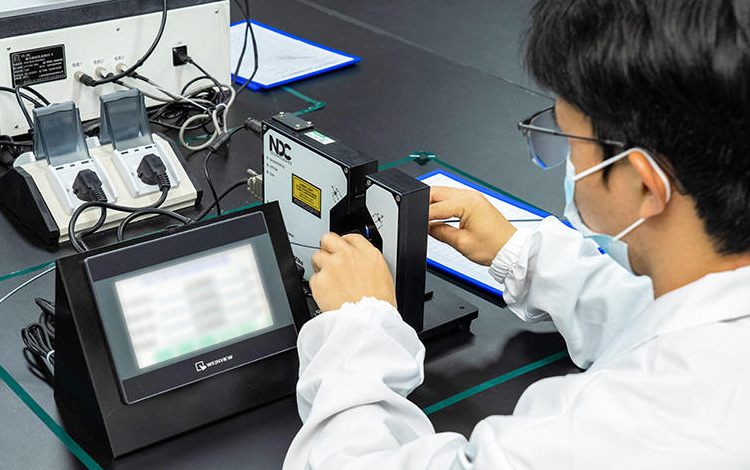 НИНБО LINSTANT ПОЛИМЕРНЫЕ МАТЕРИАЛЫ CO,. ООО.